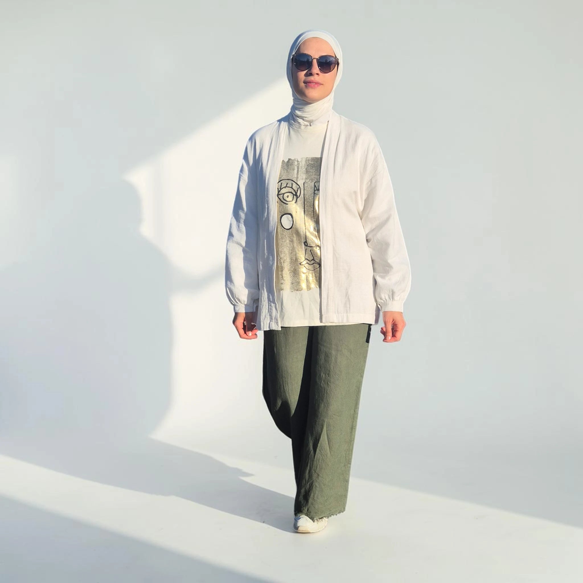 Relaxed linen trousers