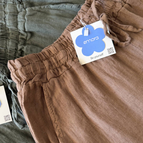 Relaxed linen trousers