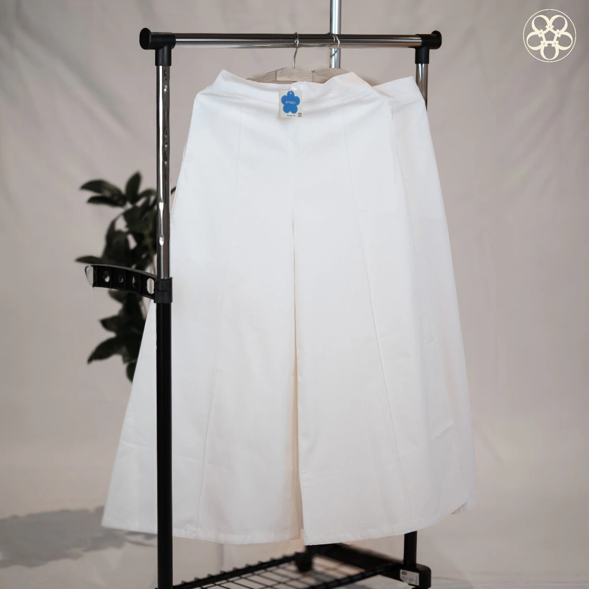 Wide leg Pants